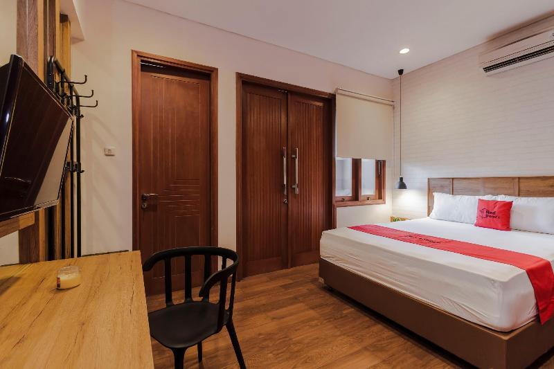 Reddoorz Plus @ Cbd Bintaro South Tangerang Exterior foto